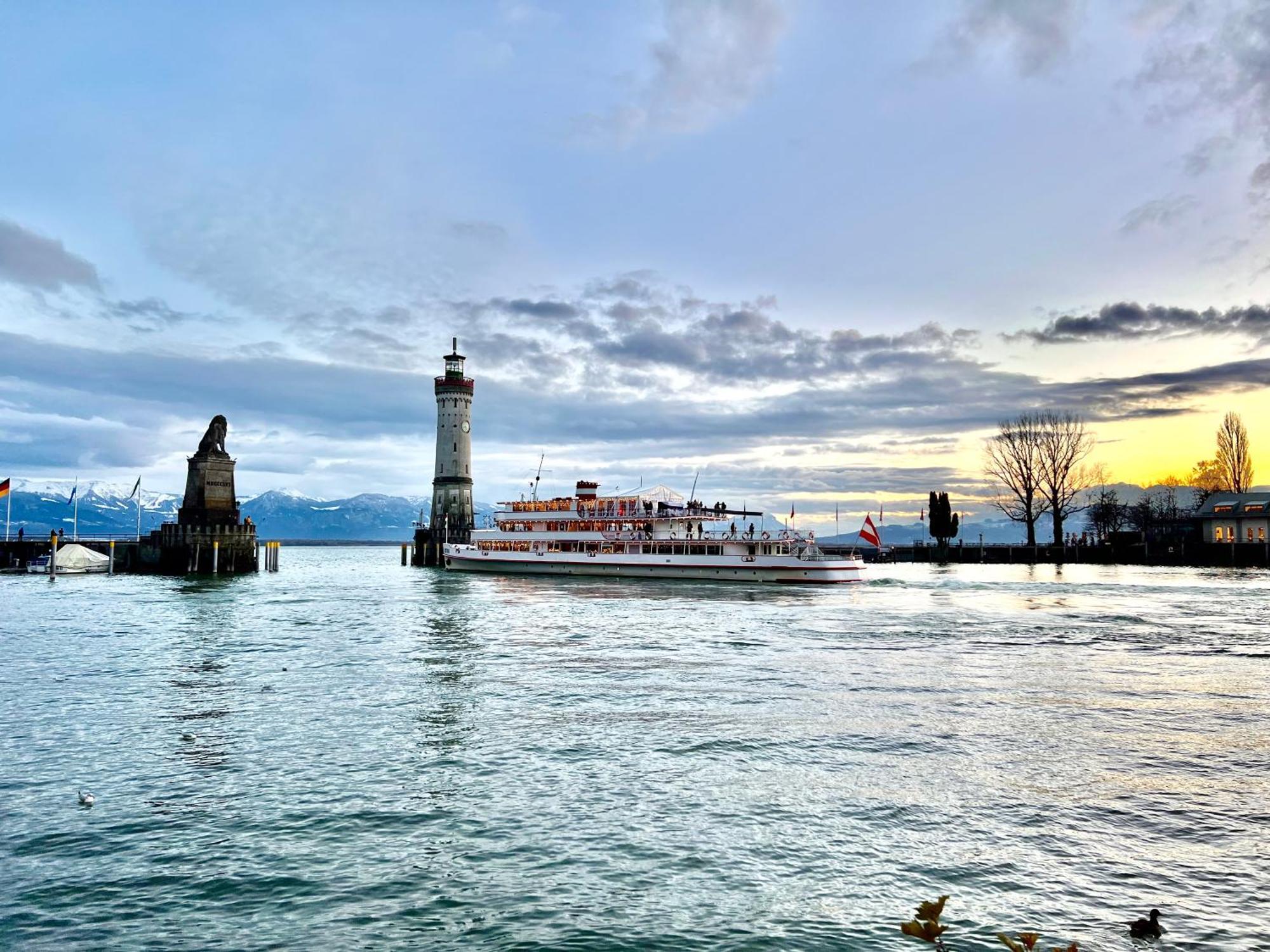 Adoris Appartements Im Lotzbeckpark Am See "Nachhaltiges Wohnen In Lindau" Lindau  Exteriör bild